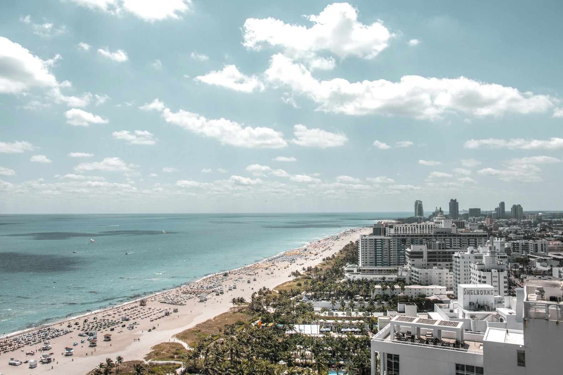 Turquoise water beside Miami Beach
